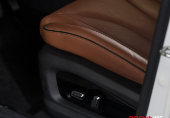 Подержанный автомобиль Omoda C5 2023 года (15 фото)