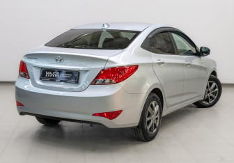 Подержанный автомобиль Hyundai Solaris Sedan 2016 года (5 фото)