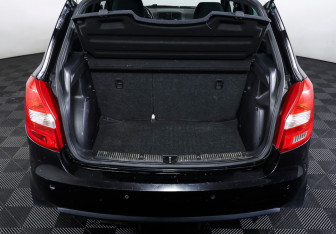 Подержанный автомобиль Skoda Fabia RS Hatchback 2011 года (10 фото)