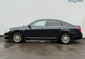 Подержанный автомобиль Nissan Teana 2006 года (8 фото)