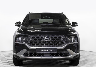 Подержанный автомобиль Hyundai Santa Fe 2022 года (3 фото)