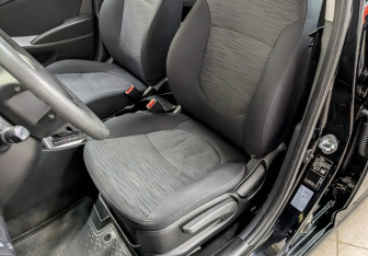 Подержанный автомобиль Hyundai Solaris Sedan 2015 года (20 фото)