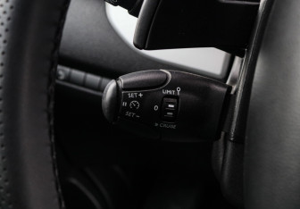 Подержанный автомобиль Citroen SpaceTourer 2021 года (22 фото)