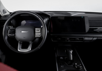 Подержанный автомобиль Haval H3 2024 года (12 фото)