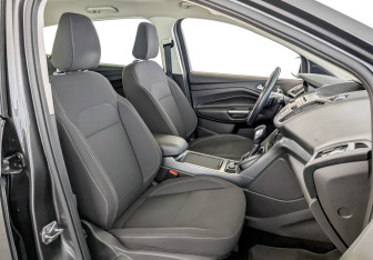 Подержанный автомобиль Ford Kuga 2018 года (23 фото)