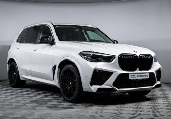 Подержанный автомобиль BMW X5 2020 года (3 фото)