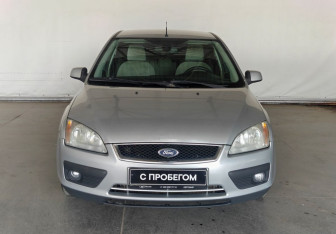Подержанный автомобиль Ford Focus Sedan 2006 года (2 фото)