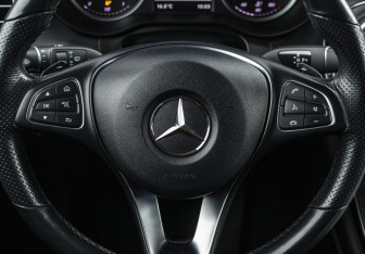 Подержанный автомобиль Mercedes-Benz GLC Coupe 2018 года (11 фото)