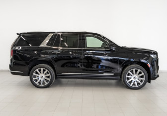 Подержанный автомобиль Cadillac Escalade Suv 2022 года (4 фото)