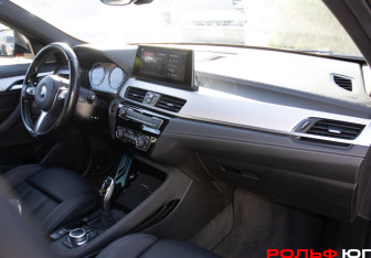 Подержанный автомобиль BMW X2 2020 года (7 фото)