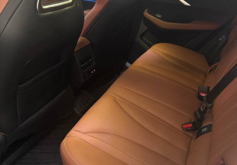 Подержанный автомобиль Omoda C5 2023 года (8 фото)