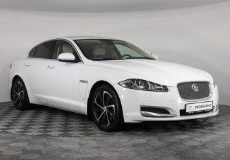 Подержанный автомобиль Jaguar XF Sedan 2012 года (3 фото)