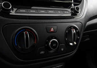 Подержанный автомобиль Hyundai Solaris Sedan 2021 года (21 фото)