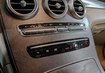 Подержанный автомобиль Mercedes-Benz GLC Coupe 2019 года (21 фото)