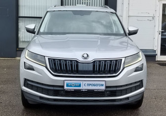 Подержанный автомобиль Skoda Kodiaq 2019 года (2 фото)
