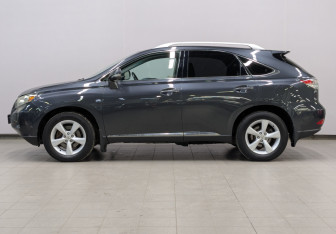 Подержанный автомобиль Lexus RX 2011 года (8 фото)