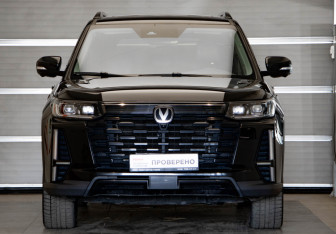 Подержанный автомобиль Changan CS95 2023 года (2 фото)