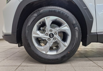Подержанный автомобиль Hyundai Tucson 2021 года (11 фото)