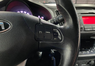Подержанный автомобиль Kia Sportage 2013 года (14 фото)