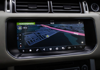 Подержанный автомобиль Land Rover Range Rover 2017 года (20 фото)