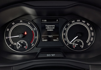 Подержанный автомобиль Skoda Rapid Liftback 2021 года (16 фото)