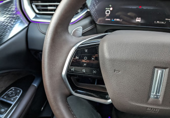 Подержанный автомобиль Wey 05 2023 года (26 фото)