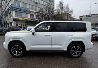 Подержанный автомобиль Haval H9 2024 года (5 фото)