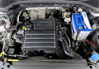 Подержанный автомобиль Skoda Octavia Liftback 2019 года (9 фото)