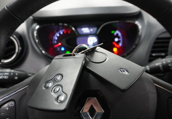 Подержанный автомобиль Renault Kaptur 2017 года (15 фото)