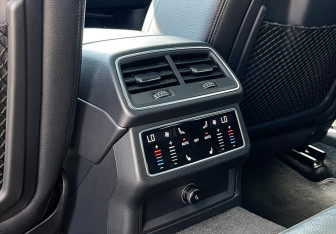 Подержанный автомобиль Audi A7 2019 года (22 фото)