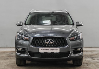 Подержанный автомобиль Infiniti QX60 2017 года (2 фото)