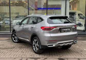 Подержанный автомобиль Haval F7 2021 года (6 фото)