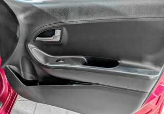 Подержанный автомобиль Kia Picanto 2013 года (24 фото)