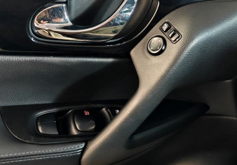 Подержанный автомобиль Nissan Qashqai 2017 года (17 фото)