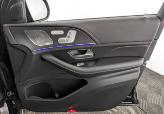 Подержанный автомобиль Mercedes-Benz GLE 2021 года (27 фото)