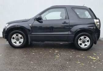 Подержанный автомобиль Suzuki Grand Vitara 2007 года (8 фото)