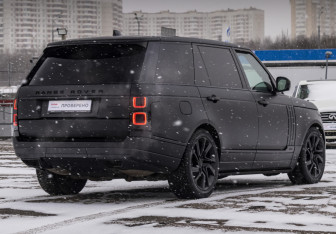 Подержанный автомобиль Land Rover Range Rover 2019 года (5 фото)
