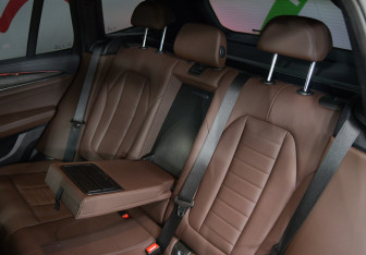 Подержанный автомобиль BMW X3 2021 года (11 фото)