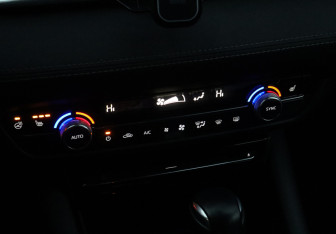 Подержанный автомобиль Mazda 6 Sedan 2022 года (17 фото)