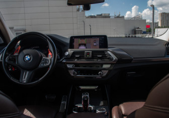 Подержанный автомобиль BMW X3 2020 года (12 фото)