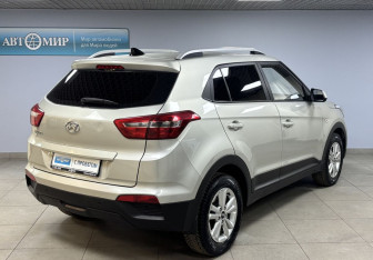Подержанный автомобиль Hyundai Creta 2019 года (5 фото)