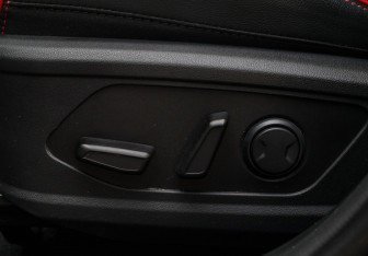 Подержанный автомобиль Hyundai Tucson 2022 года (16 фото)