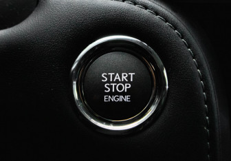 Подержанный автомобиль Lexus LX 2016 года (19 фото)