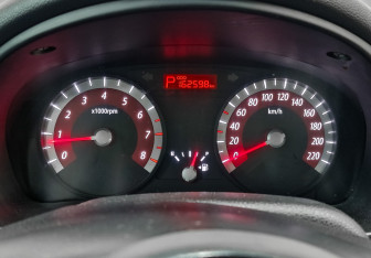 Подержанный автомобиль Kia Rio Hatchback 2011 года (16 фото)