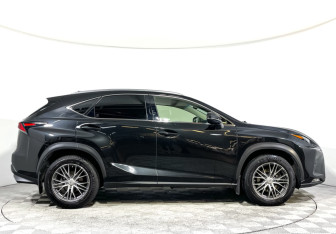 Подержанный автомобиль Lexus NX 2019 года (4 фото)