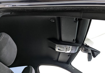 Подержанный автомобиль BMW X6 2018 года (23 фото)