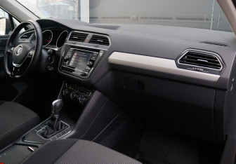 Подержанный автомобиль Volkswagen Tiguan 2017 года (7 фото)