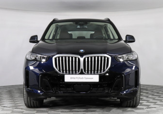 Новый BMW X5 2025 (3 фото)