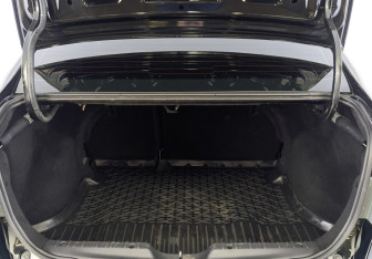 Подержанный автомобиль LADA (ВАЗ) Vesta Sedan 2020 года (10 фото)