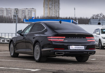 Подержанный автомобиль Genesis G80 2021 года (7 фото)